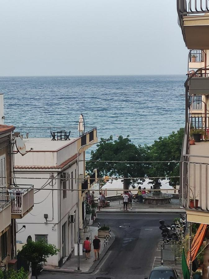 شقة Naxosea جيارديني ناكسوس الغرفة الصورة